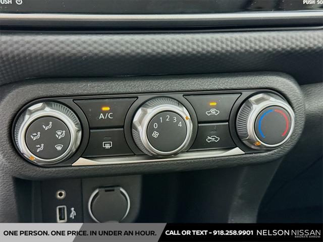 new 2025 Nissan Kicks car, priced at $23,384