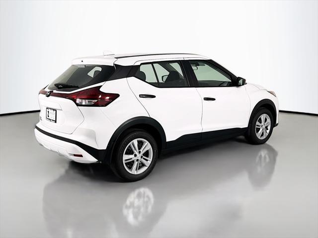 new 2025 Nissan Kicks car, priced at $23,384