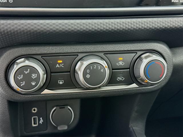 new 2025 Nissan Kicks car, priced at $23,384