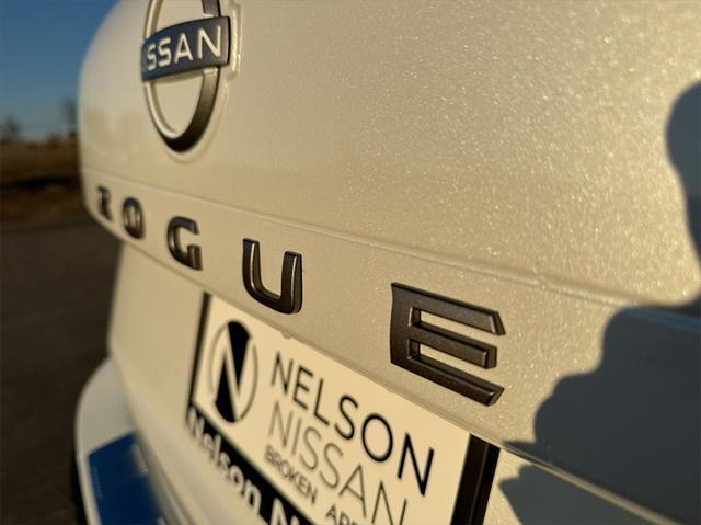 new 2025 Nissan Rogue car, priced at $31,662