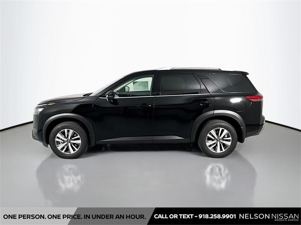 new 2025 Nissan Pathfinder car, priced at $39,523