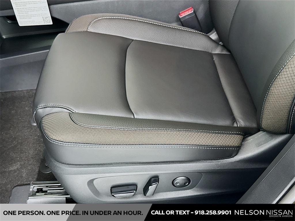 new 2025 Nissan Pathfinder car, priced at $39,523