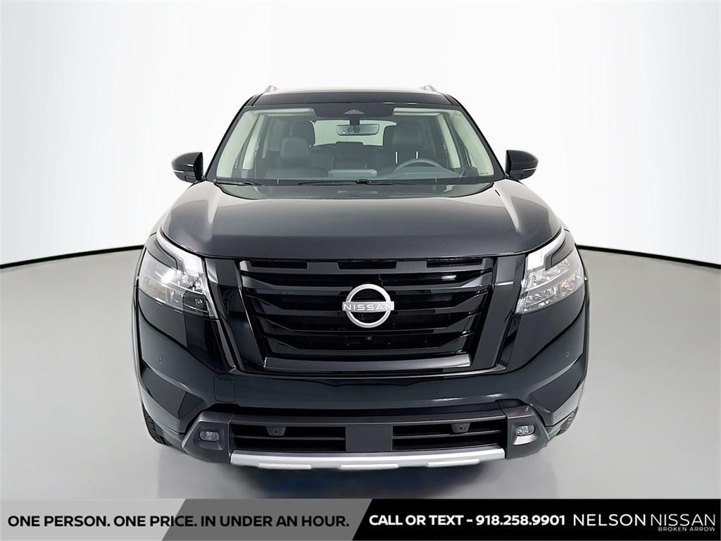 new 2025 Nissan Pathfinder car, priced at $39,523