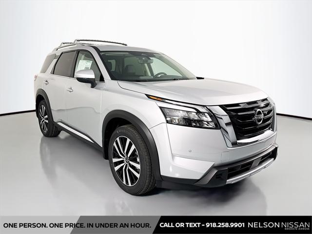 new 2025 Nissan Pathfinder car, priced at $50,674