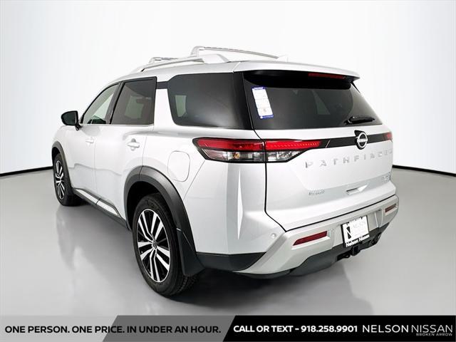 new 2025 Nissan Pathfinder car, priced at $50,674