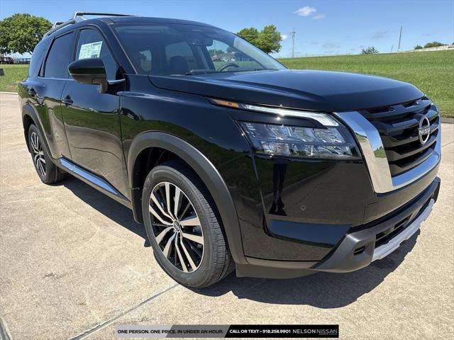 new 2025 Nissan Pathfinder car, priced at $50,589