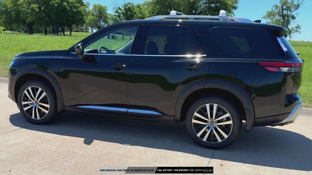 new 2025 Nissan Pathfinder car, priced at $50,589