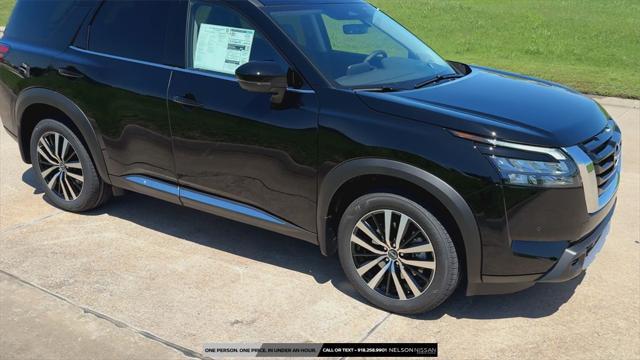 new 2025 Nissan Pathfinder car, priced at $50,589