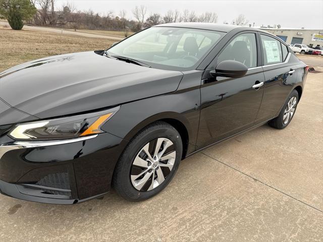 new 2025 Nissan Altima car, priced at $26,338