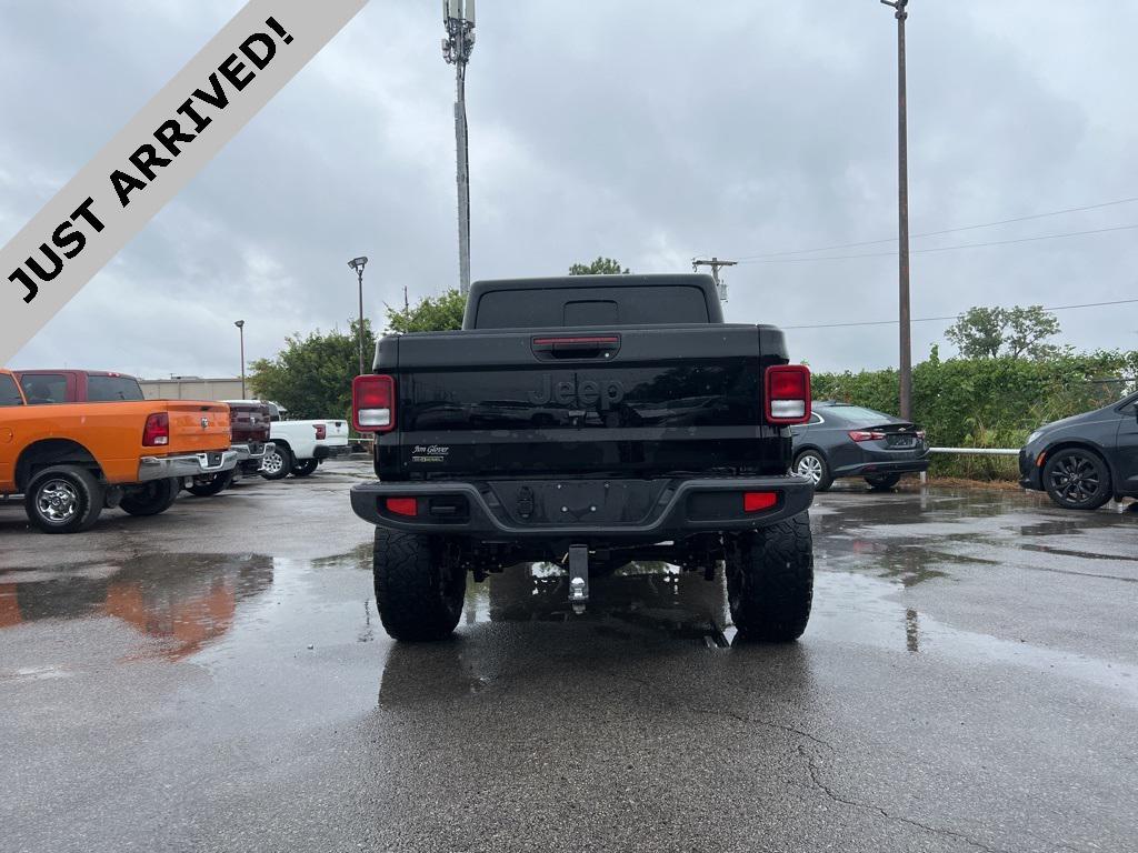 used 2022 Jeep Gladiator car, priced at $31,999