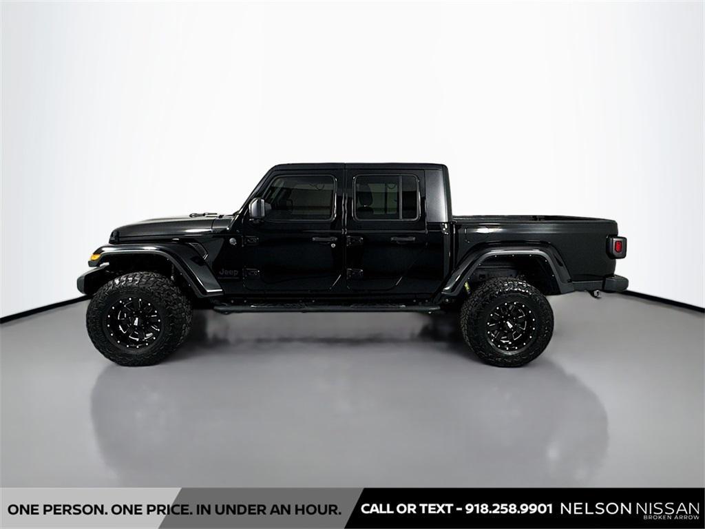 used 2022 Jeep Gladiator car, priced at $30,994