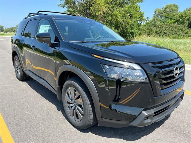 new 2024 Nissan Pathfinder car, priced at $39,790