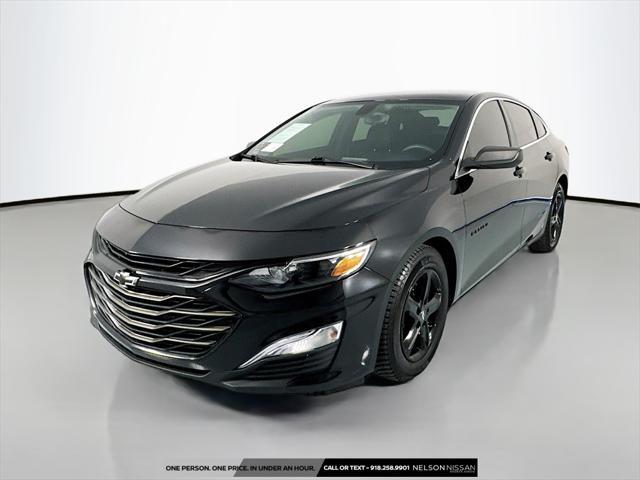 used 2019 Chevrolet Malibu car, priced at $15,704
