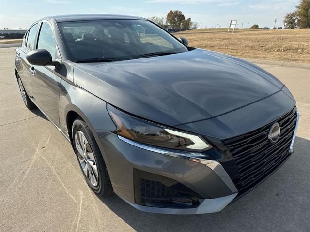new 2025 Nissan Altima car, priced at $27,006