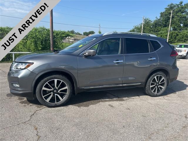 used 2020 Nissan Rogue car, priced at $17,999