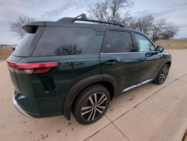 new 2025 Nissan Pathfinder car, priced at $50,552