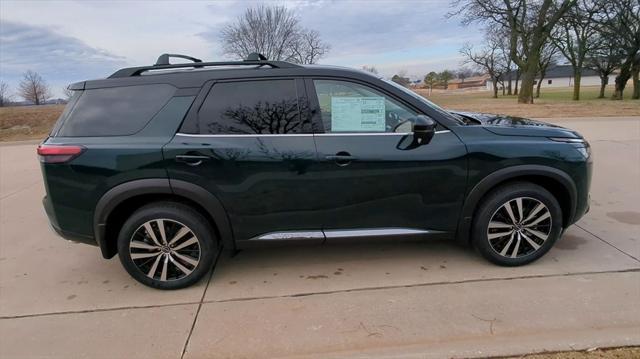 new 2025 Nissan Pathfinder car, priced at $50,552