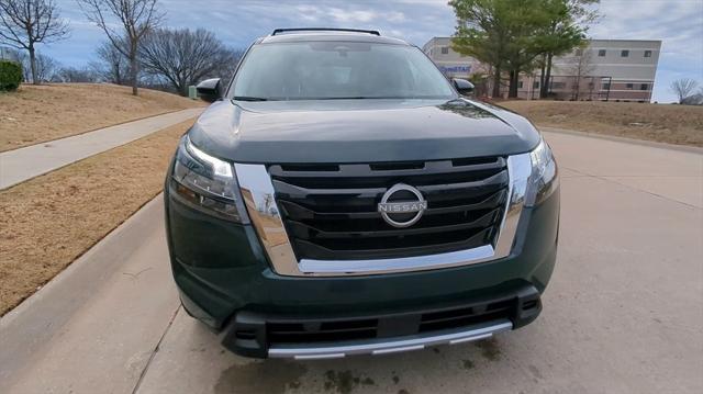 new 2025 Nissan Pathfinder car, priced at $50,552