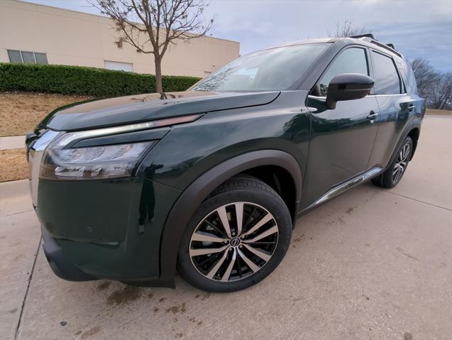 new 2025 Nissan Pathfinder car, priced at $50,552