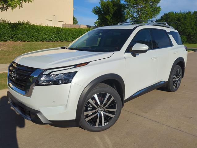 new 2025 Nissan Pathfinder car, priced at $50,983