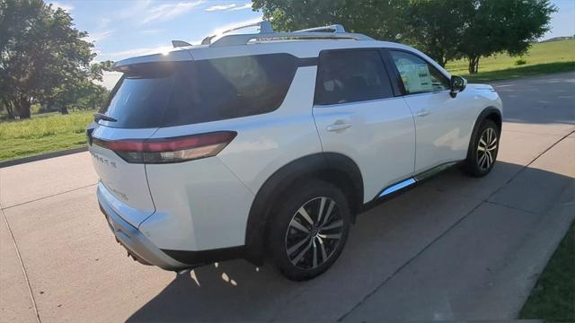 new 2025 Nissan Pathfinder car, priced at $50,983