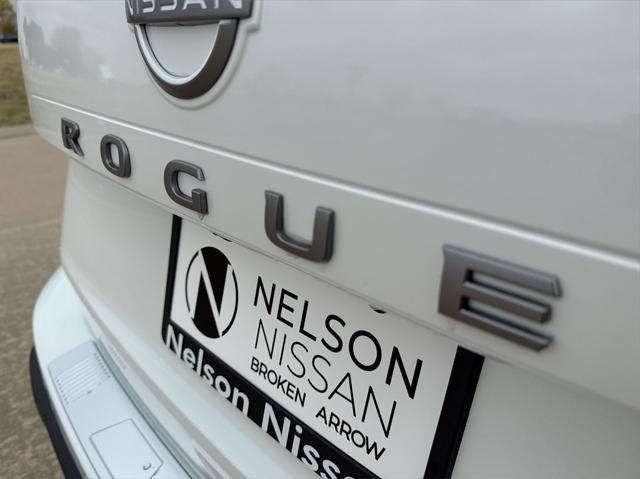 new 2025 Nissan Rogue car, priced at $32,062