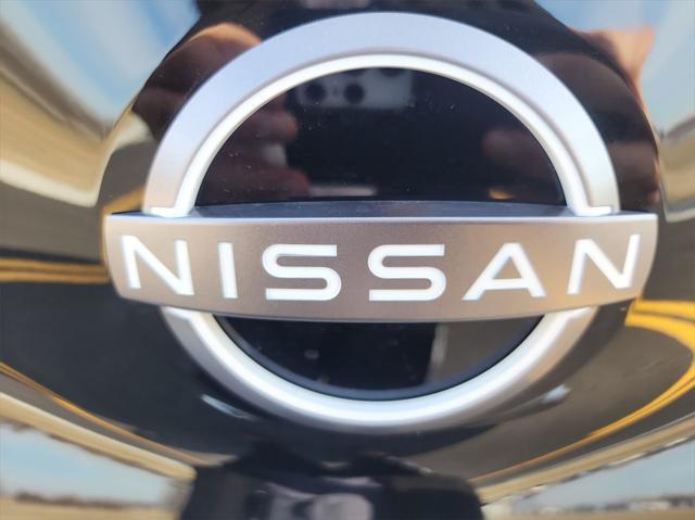 new 2024 Nissan Leaf car, priced at $33,994
