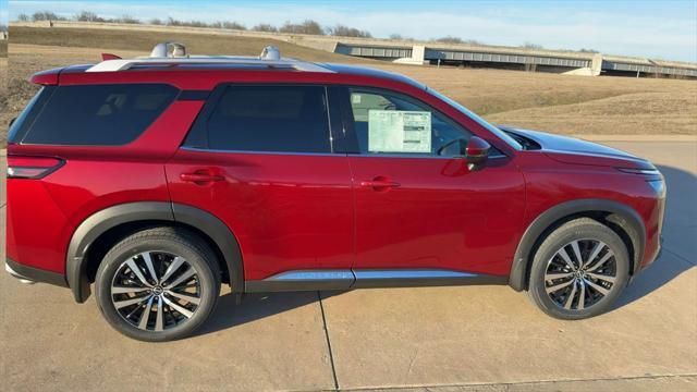 new 2025 Nissan Pathfinder car, priced at $50,012
