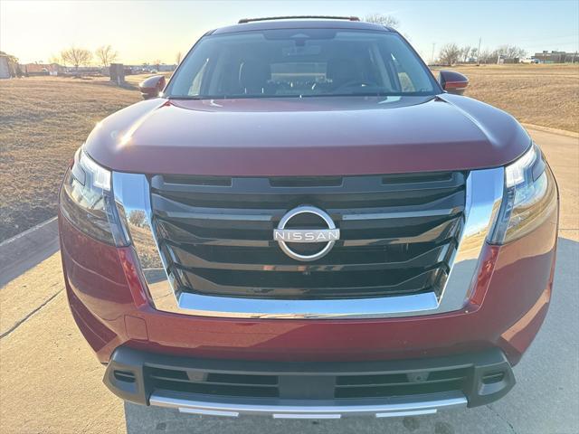 new 2025 Nissan Pathfinder car, priced at $50,012