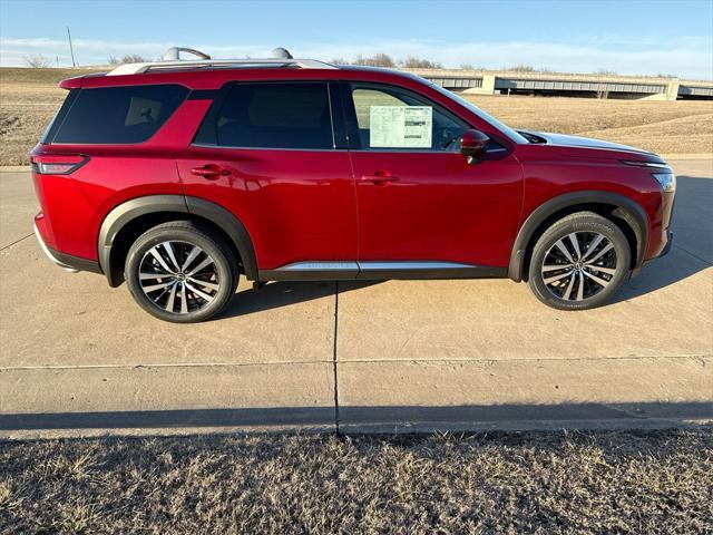 new 2025 Nissan Pathfinder car, priced at $50,012