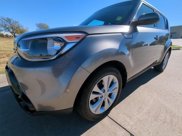 used 2016 Kia Soul car, priced at $9,999