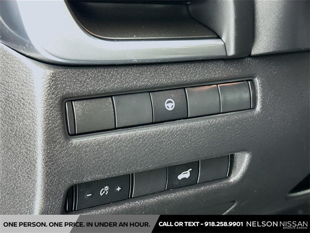 used 2023 Nissan Rogue car, priced at $21,998
