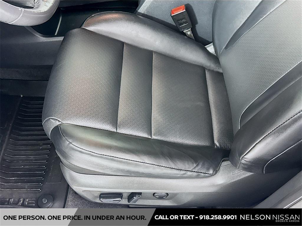 used 2023 Nissan Rogue car, priced at $21,998