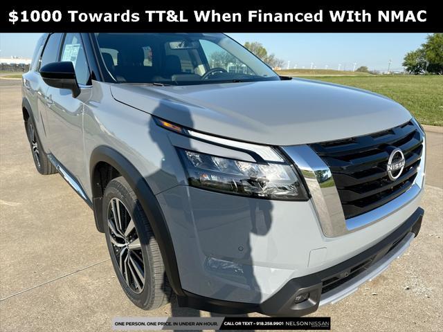 new 2025 Nissan Pathfinder car, priced at $51,272