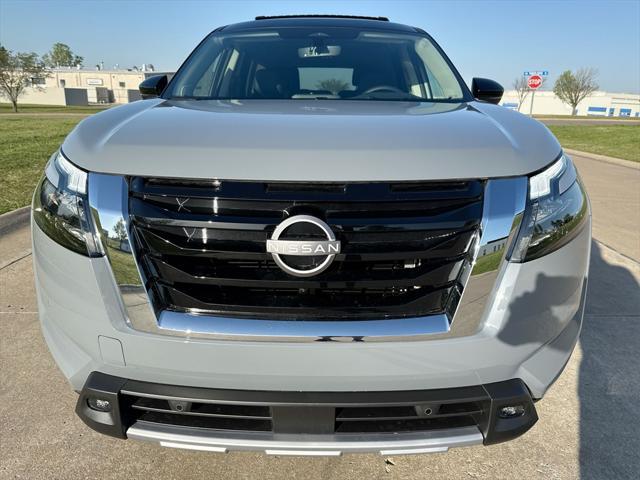 new 2025 Nissan Pathfinder car, priced at $51,272