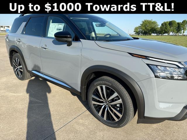 new 2025 Nissan Pathfinder car, priced at $51,372