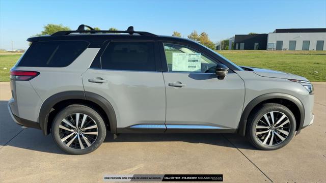 new 2025 Nissan Pathfinder car, priced at $51,372
