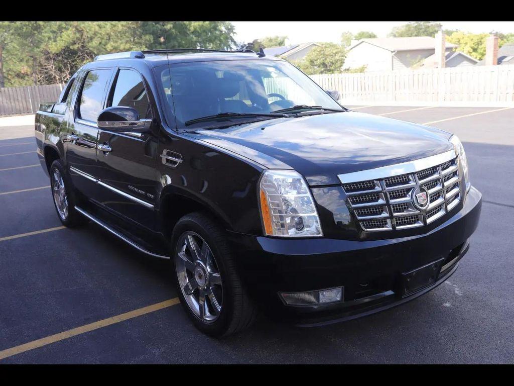 used 2010 Cadillac Escalade EXT car, priced at $13,495