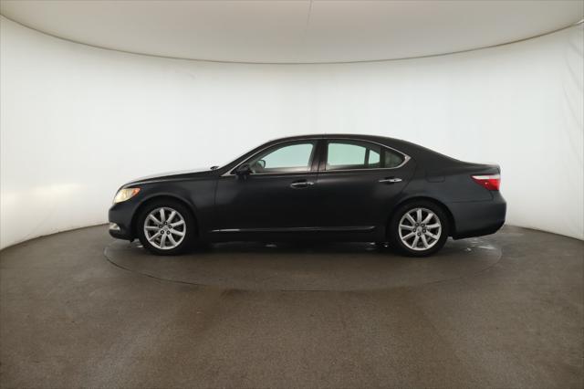 used 2007 Lexus LS 460 car, priced at $10,495
