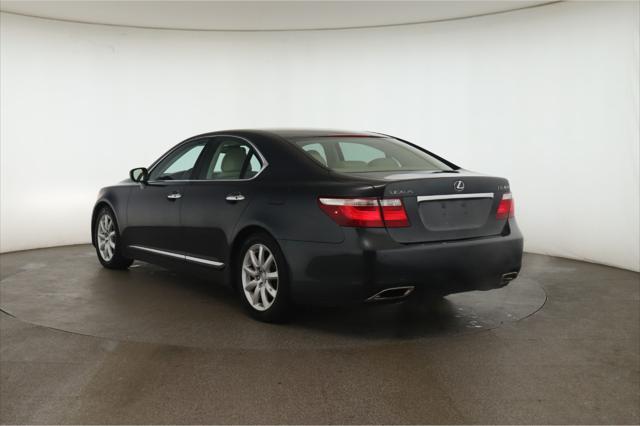 used 2007 Lexus LS 460 car, priced at $10,495