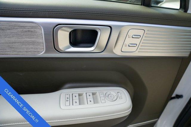 used 2025 Hyundai Santa Fe car, priced at $40,198