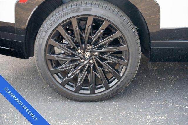 used 2025 Hyundai Santa Fe car, priced at $40,198