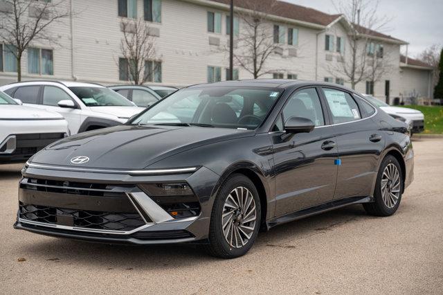 new 2025 Hyundai Sonata Hybrid car, priced at $36,550