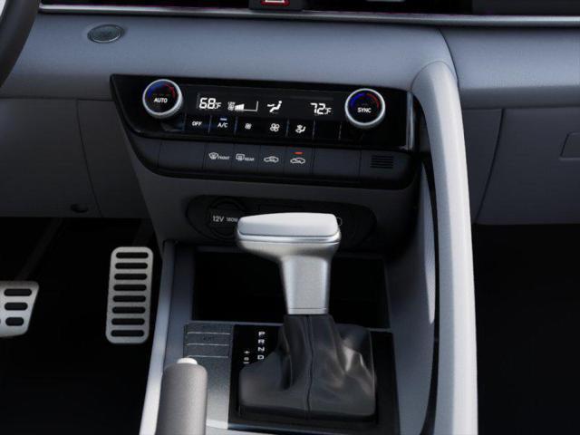 new 2025 Hyundai Elantra car, priced at $25,555