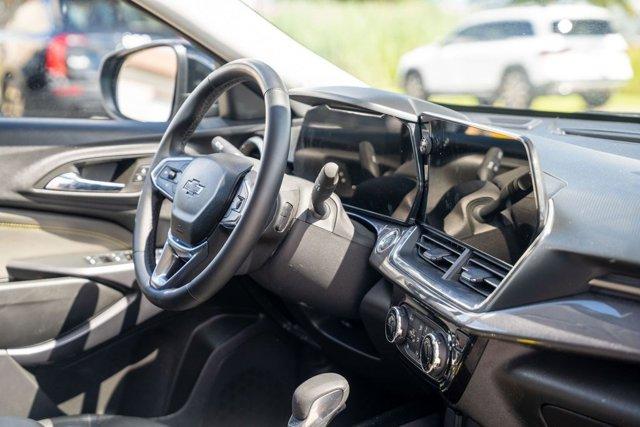 used 2025 Chevrolet Trax car, priced at $22,988