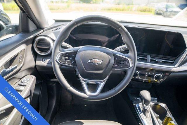 used 2025 Chevrolet Trax car, priced at $23,465