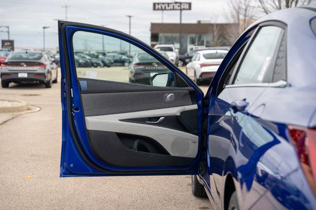 new 2024 Hyundai Elantra car, priced at $27,320