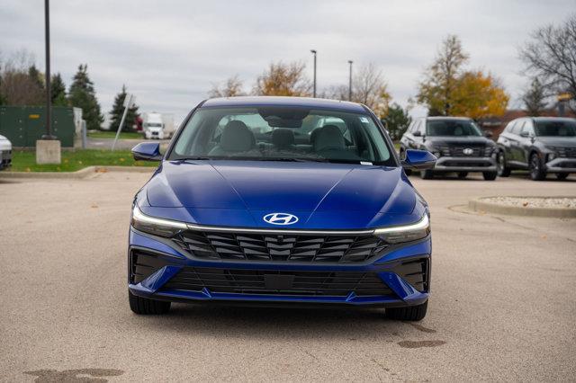 new 2024 Hyundai Elantra car, priced at $27,320