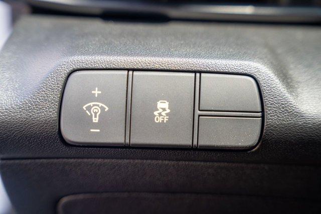 new 2025 Hyundai Elantra car, priced at $21,273