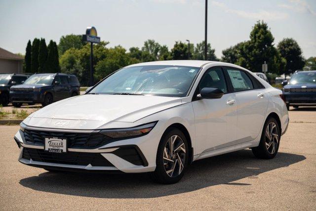 new 2025 Hyundai Elantra car, priced at $21,273